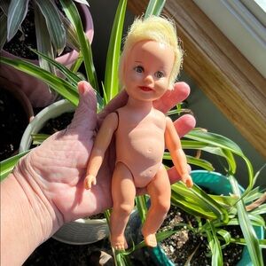 Vtg 60s Suzy Cute Baby Doll By Deluxe Reading Co. MCM Blonde W/Stationary Eyes